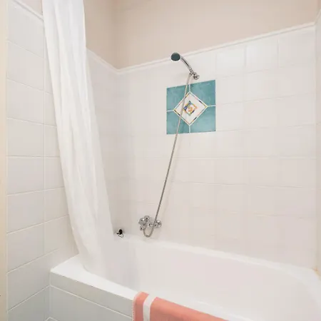 Penelope Sea View Villa *